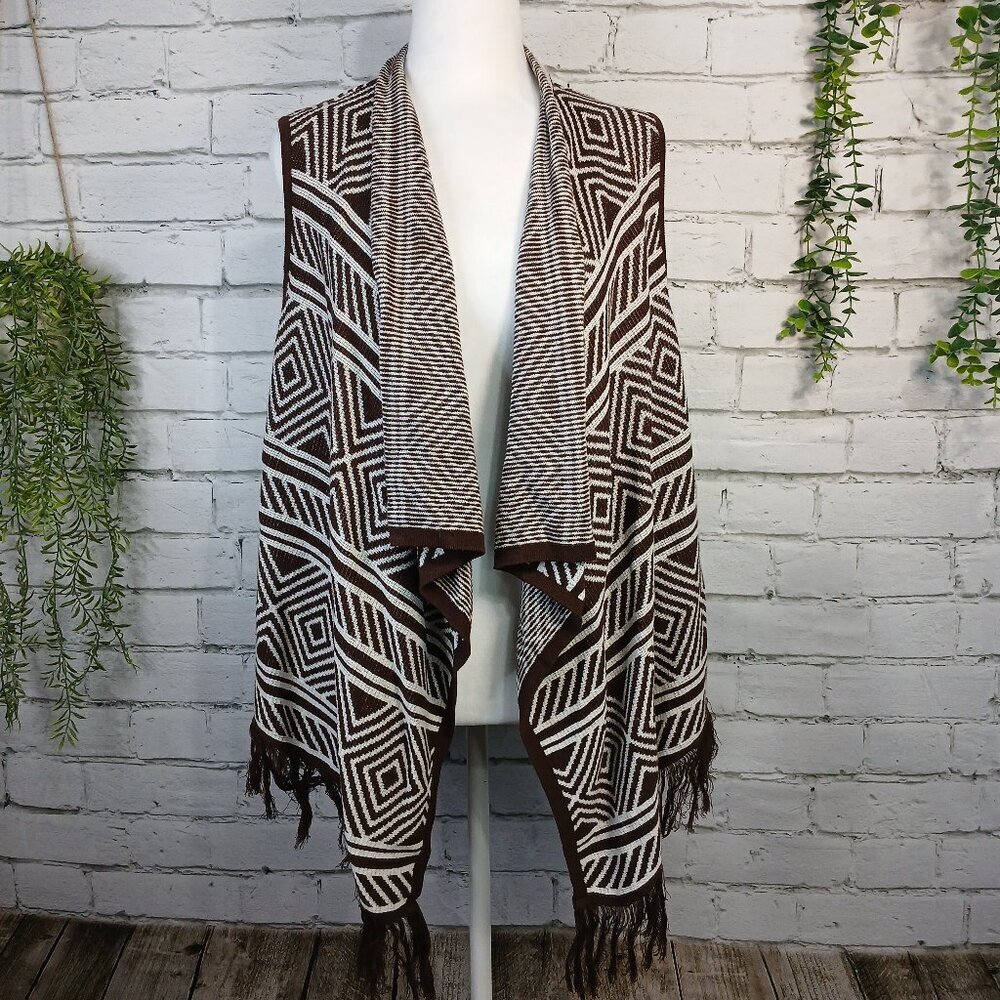 YA LOS ANGELES CAPE PONCHO CARDIGAN BOHO BROWN WHITE AZTEC DESIGN, SIZE MEDIUM